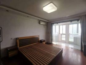 天都花苑 3室2厅2卫 90.00m&sup2;