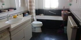 莲花苑 4室2厅1卫 139m&sup2;