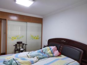 天山花苑 2室2厅1卫 98m&sup2;