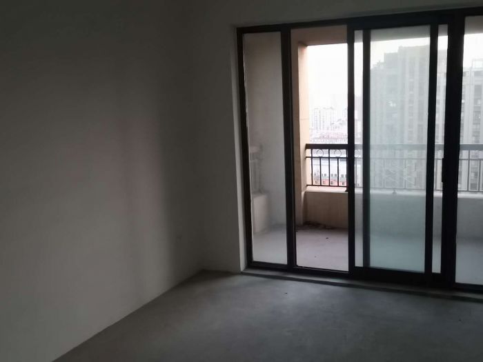 万濠华府 4室2厅3卫 291m&sup2;