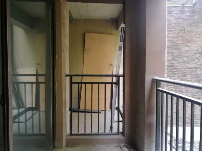 华强城 4室2厅2卫 337.00m&sup2;