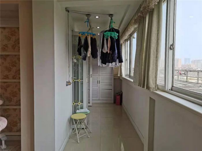春晖花园 3室2厅2卫 140m&sup2;