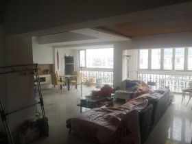 友谊公寓 3室2厅2卫 219m&sup2;