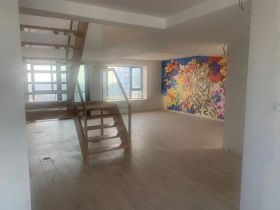 七星花园 5室3厅3卫 249.00m&sup2;