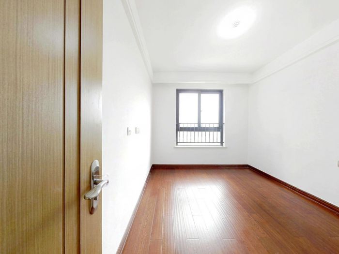 林肯公园 3室2厅2卫 114m&sup2;