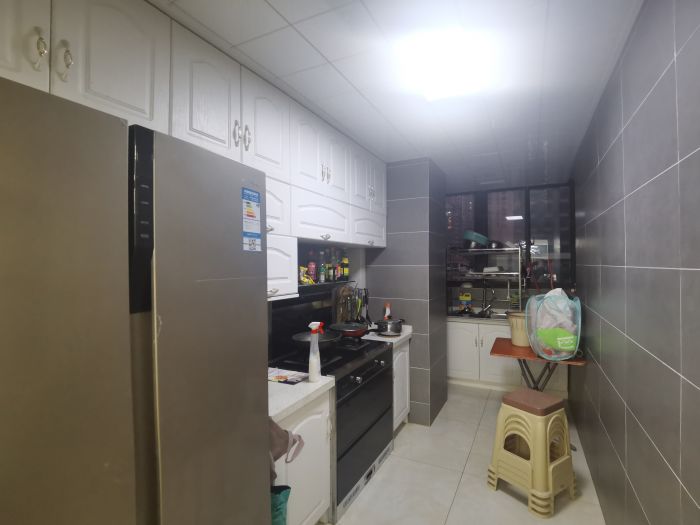 观阳名邸 3室2厅1卫 147m&sup2;