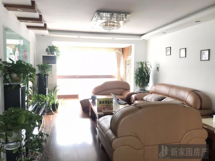 宏丰苑 3室2厅2卫 144.05m&sup2;