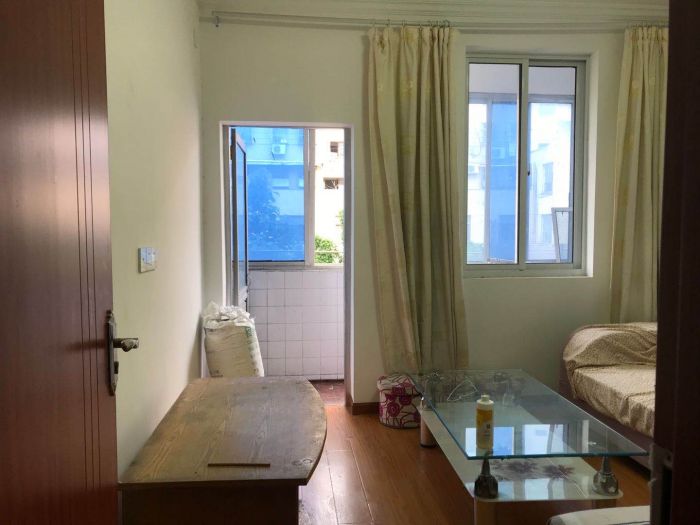任港路新村 1室2厅1卫 56m&sup2;