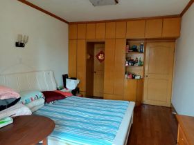 新海通花园 4室2厅2卫 165.00m&sup2;