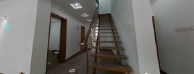 鸿运城市花苑 3室2厅2卫 215.83m&sup2;