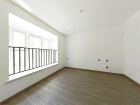 世茂云锦 3室2厅2卫 126m&sup2;