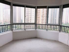 中南世纪花城三期 4室2厅5卫 275m&sup2;
