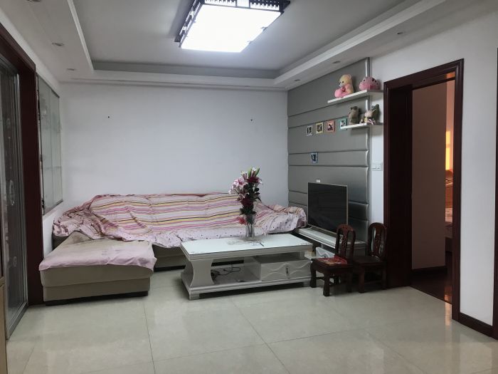 通明花苑 3室2厅2卫 115m&sup2;