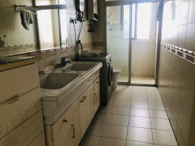 王府大厦 3室2厅2卫 163m&sup2;