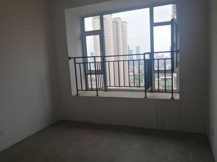 中南世纪花城三期 4室2厅3卫 275m&sup2;