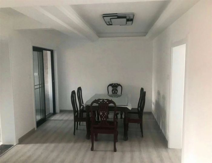 南通东苑小区 3室2厅1卫 130m&sup2;