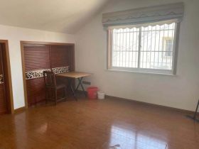 怡居北苑 4室2厅1卫 110m&sup2;