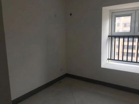 世茂九龙庭 3室1厅1卫 90m&sup2;