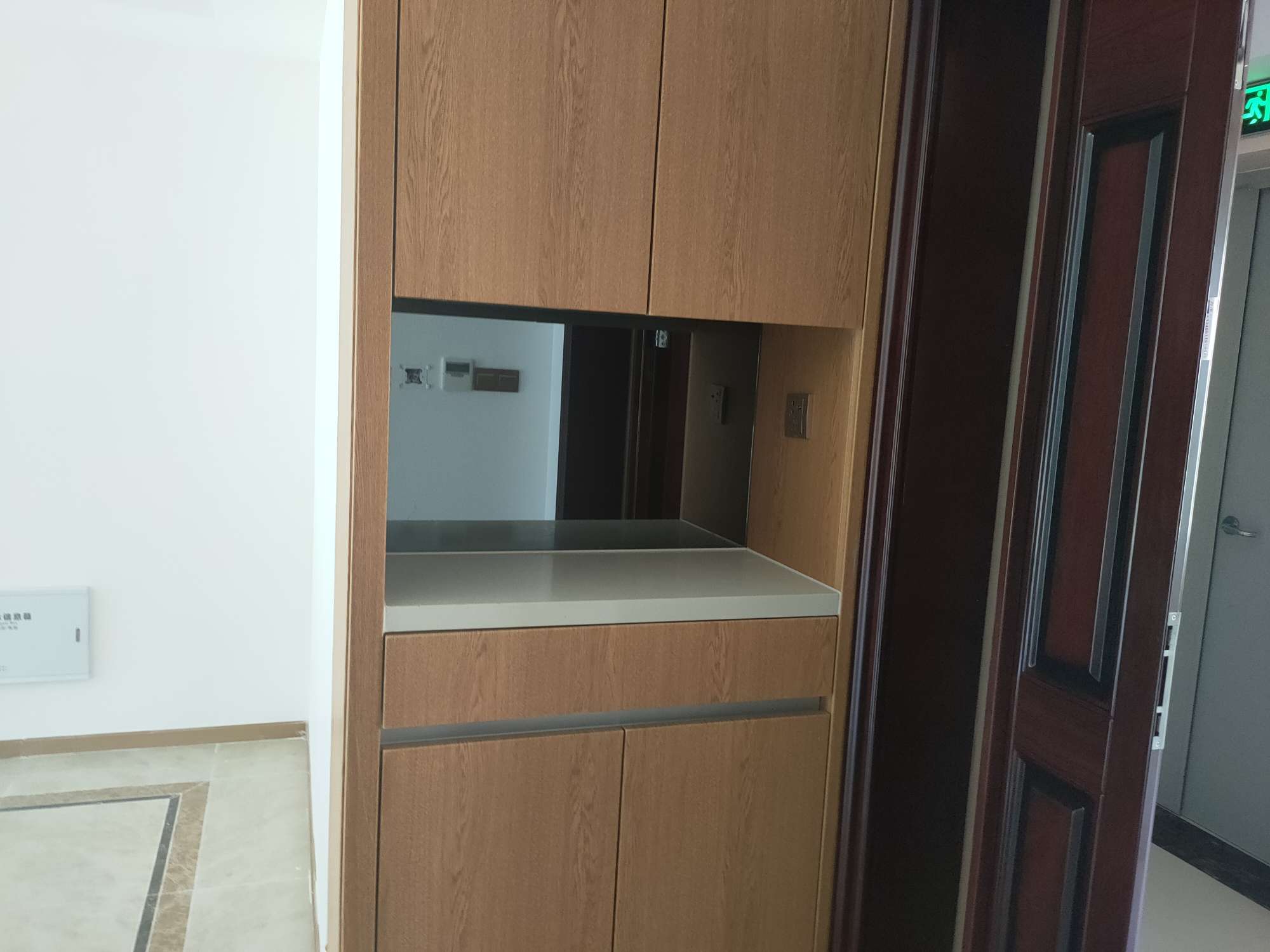 林肯公园 3室2厅1卫 95m&sup2;