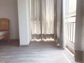 凯旋花园 2室2厅1卫 102m&sup2;