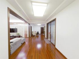 仁和锦居 3室2厅2卫 139.93m&sup2;