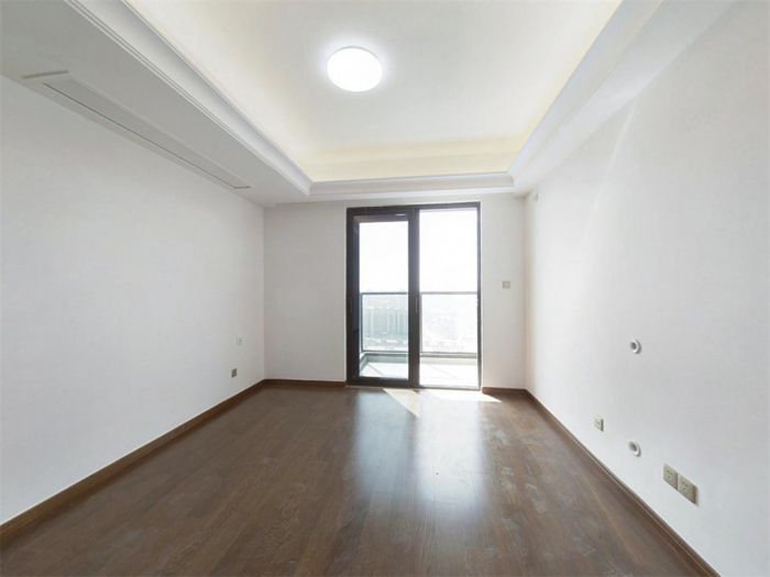 雍华府 3室2厅2卫 98m&sup2;