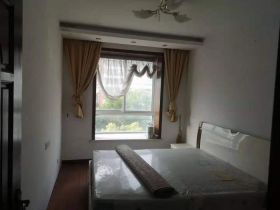 天安花园 4室2厅3卫 147m&sup2;