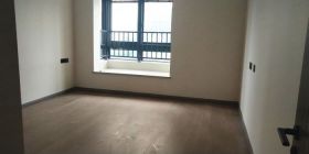 万科翡翠公园 3室2厅2卫 125m&sup2;