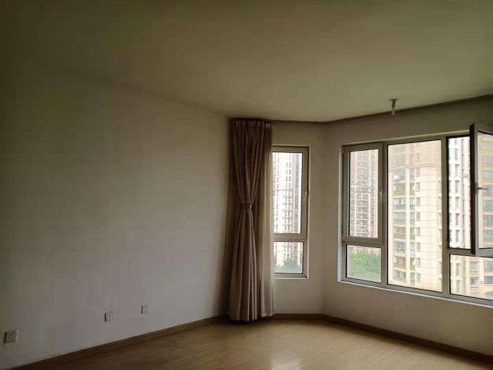 中南世纪花城二期 4室2厅2卫 159.24m&sup2;