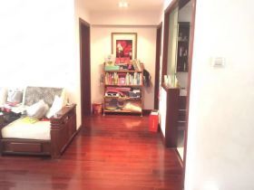 春晖花园 3室2厅2卫 120m&sup2;