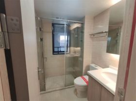 云樾东方 3室2厅1卫 95m&sup2;
