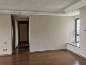 中海翠湖溪岸 4室2厅2卫 143m&sup2;