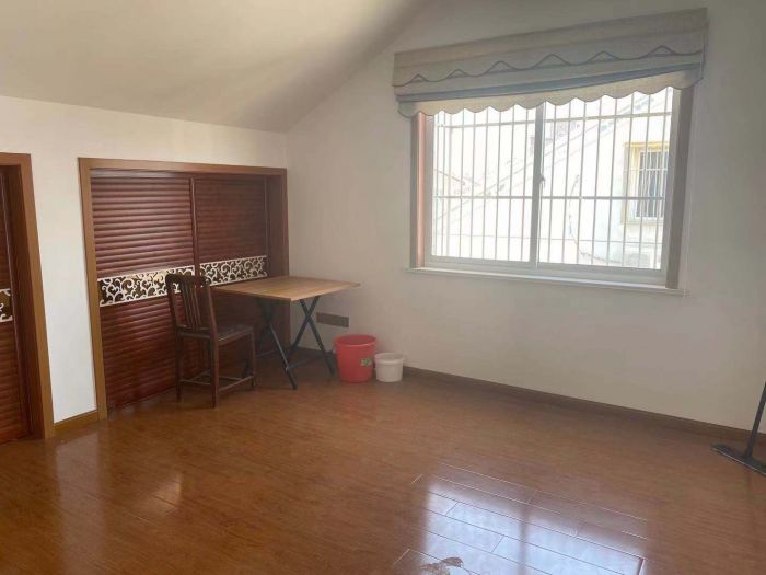 怡居北苑 4室2厅1卫 110m&sup2;