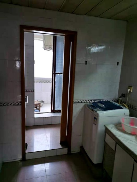 光明东村 3室2厅1卫 117m&sup2;