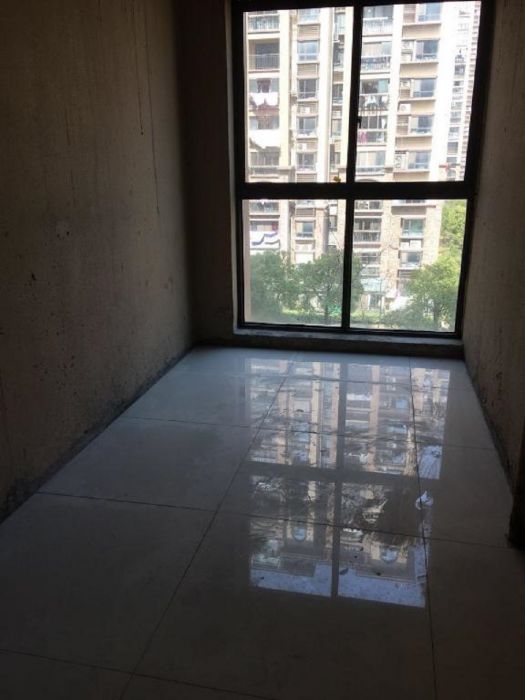 华强城 3室2厅2卫 132m²