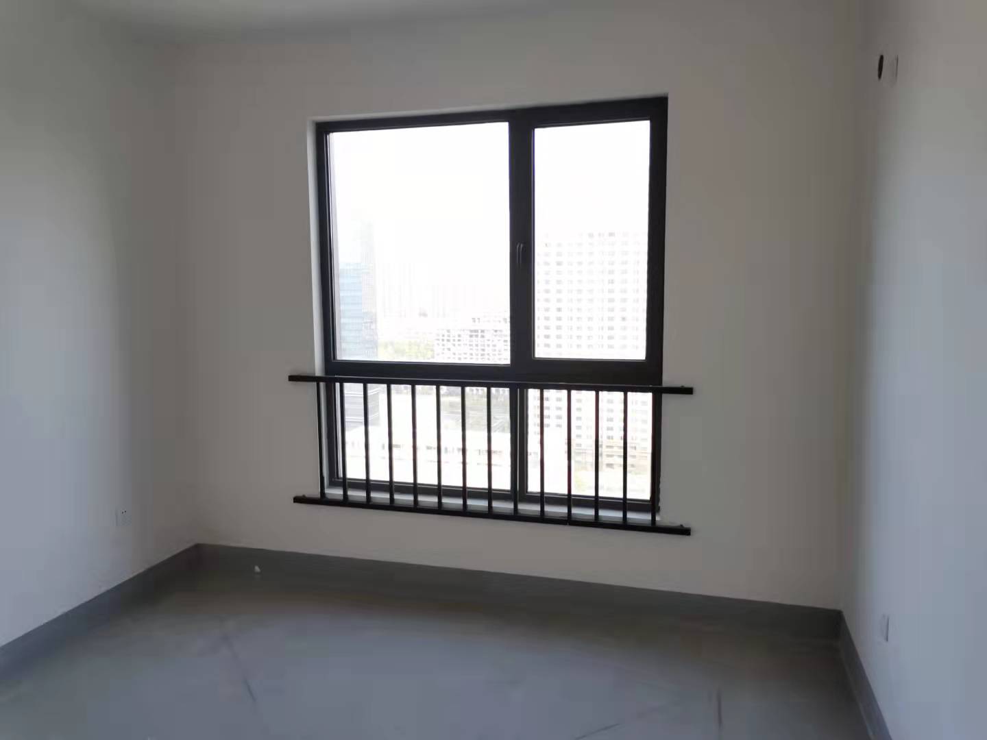 翠园 3室2厅2卫 135.21m&sup2;