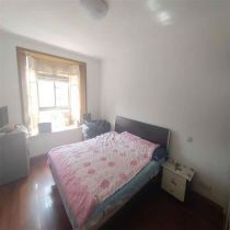 前景花苑 3室2厅1卫 131.59m&sup2;