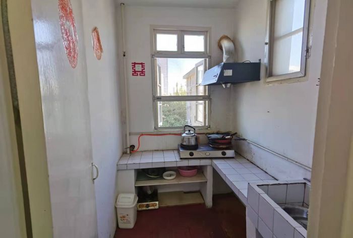 易家桥新村 2室1厅0卫 59.00m&sup2;