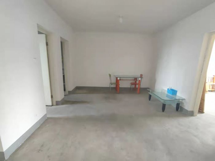新港花苑 3室2厅1卫 110m&sup2;