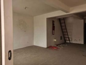 优山美地花园南区 3室2厅2卫 158.00m&sup2;