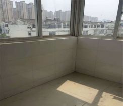 世纪东城 2室1厅1卫 136.00m&sup2;