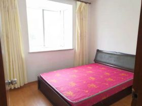 春晖花园 2室1厅1卫 80m&sup2;
