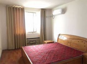 前景花苑 3室1厅1卫 139m&sup2;