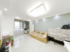 学士府 1室1厅1卫 61m²