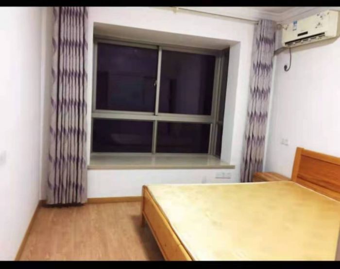 润华国际中心 3室1厅1卫 139.00m&sup2;