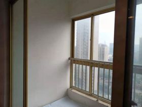 尚海湾 3室2厅1卫 140m&sup2;