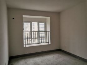 华润悦锦湾 3室2厅2卫 120m&sup2;