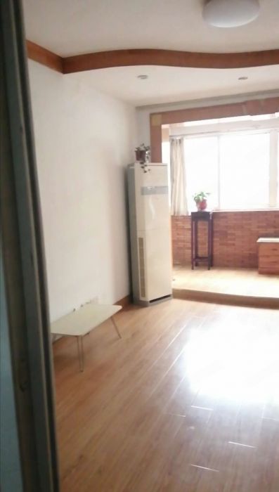 濠西园 3室1厅1卫 82m&sup2;