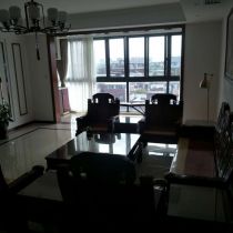 第九园 5室2厅4卫 244m&sup2;