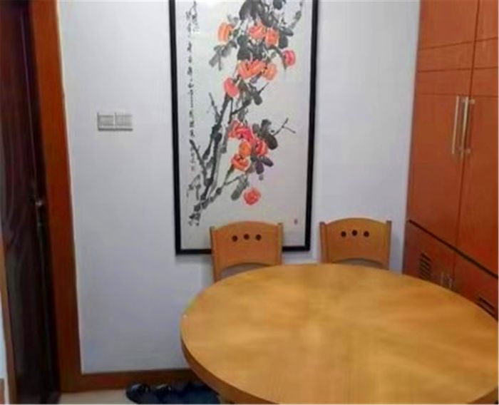 健康公寓 3室2厅2卫 140m&sup2;